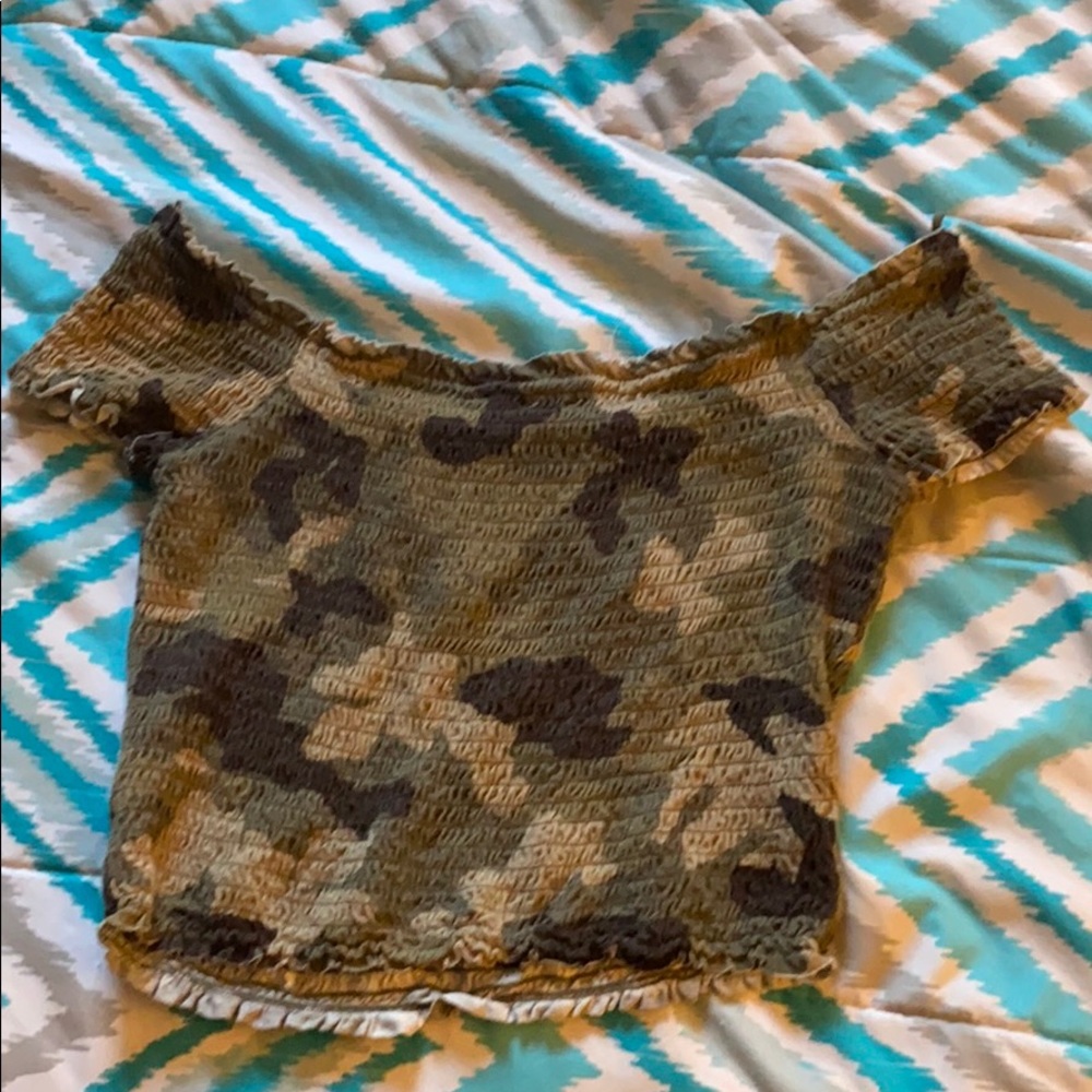 Hollister off the shoulder crop top
